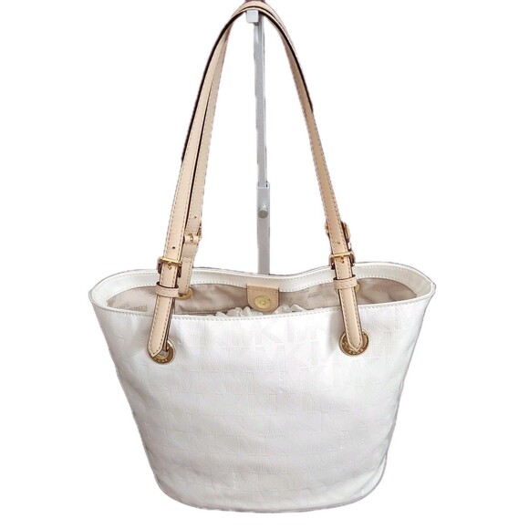 Michael Kors Jet Set Travel Medium Saffiano Leather Top-Clip Tote Bag in White - Picture 1 of 13